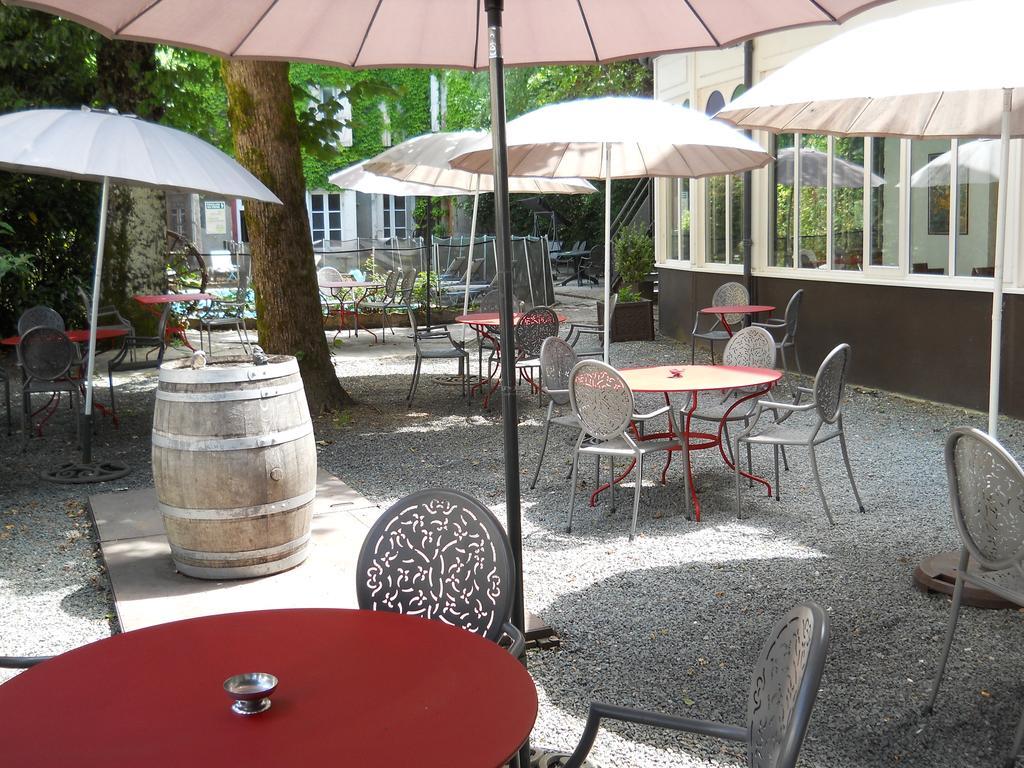 Hotel Au Pavillon Du Frene Lacaune Exteriör bild